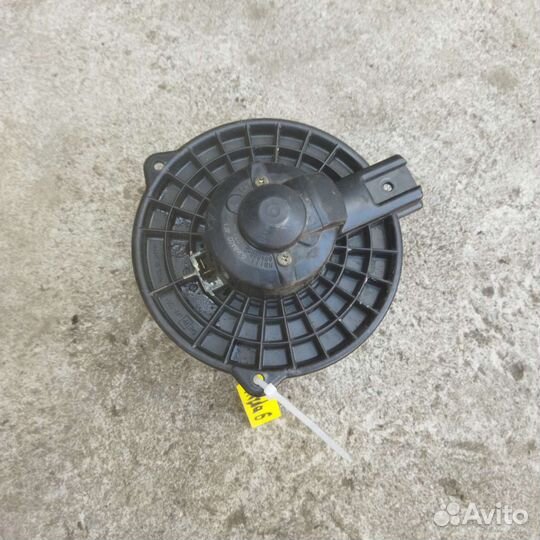 Моторчик отопителя Mazda 6 GG