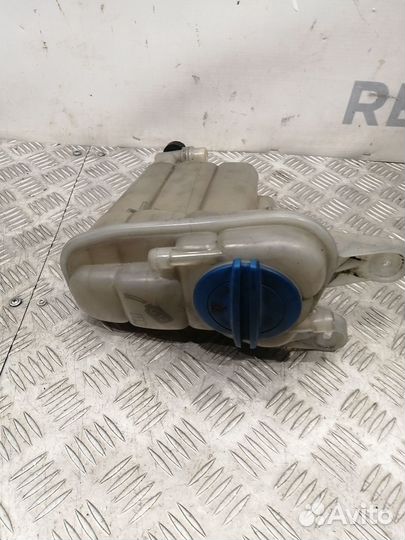 Бачок расширительный Audi A4