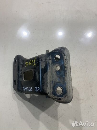 Кронштейн(крепление) кузова задний правый