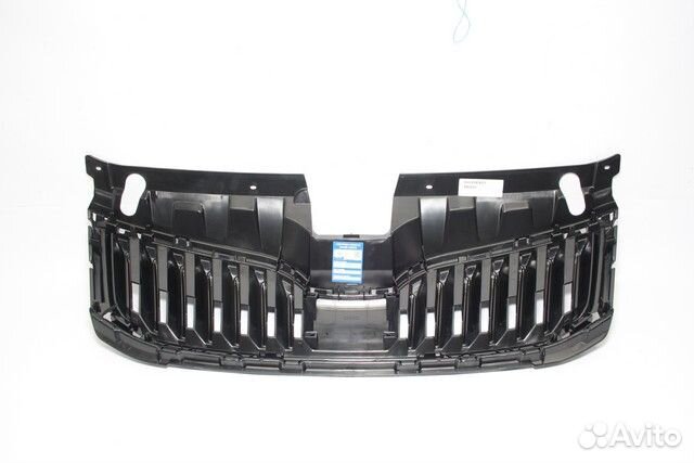 Решетка радиатора SD21040QA Skoda Octavia 4