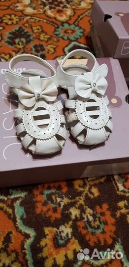 Сандалики для девочки