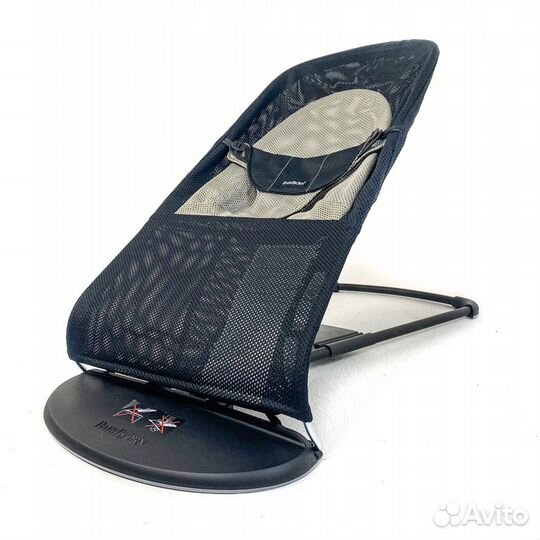 Шезлонг детский черно-серый Bouncer Balance