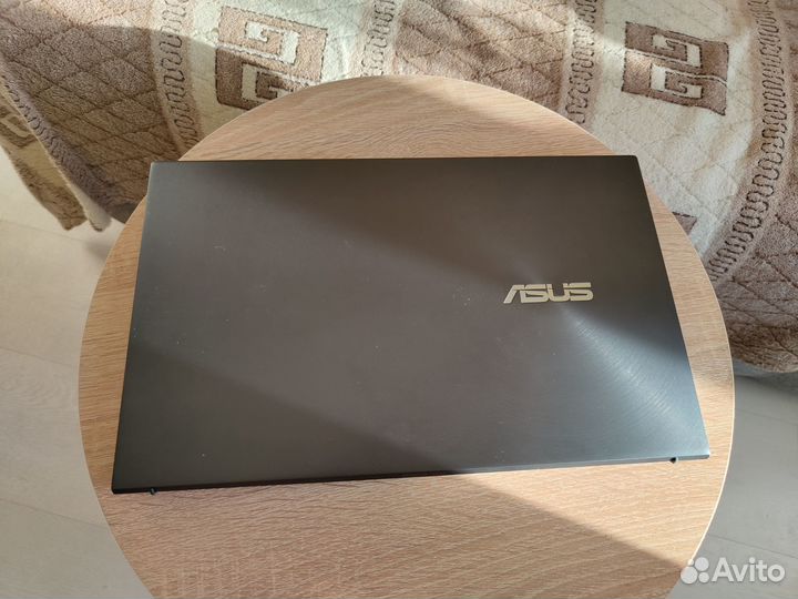 Ноутбук asus Zenbook 14