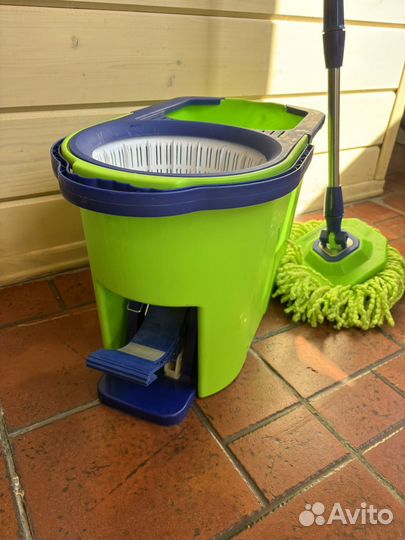 Швабра Гринвей с ведром, отжимом и педалью
