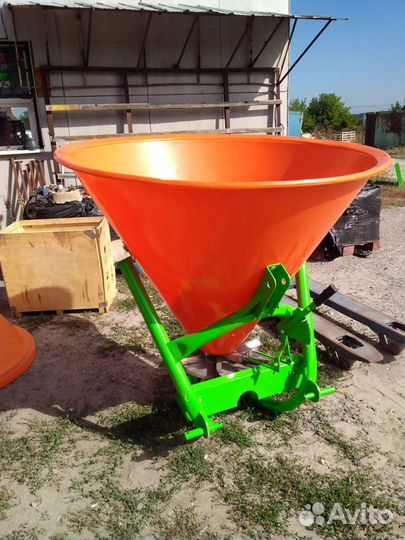 Разбрасыватель удобрений Strumyk РУМ 300, 2022