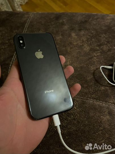iPhone X, 64 ГБ