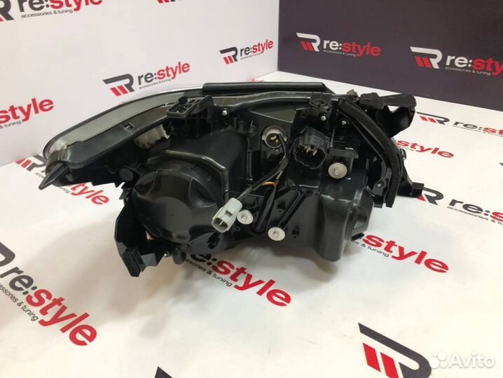 Фары Lexus LX570 2012-2015 U452