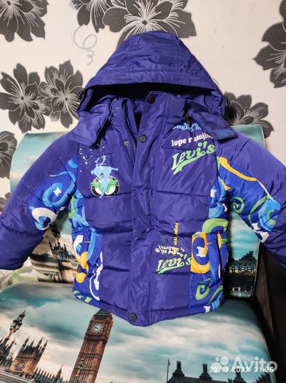 Продам зимние куртки
