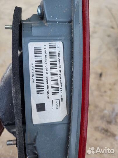 Фонаря задний левый в крышку багажника Vesta