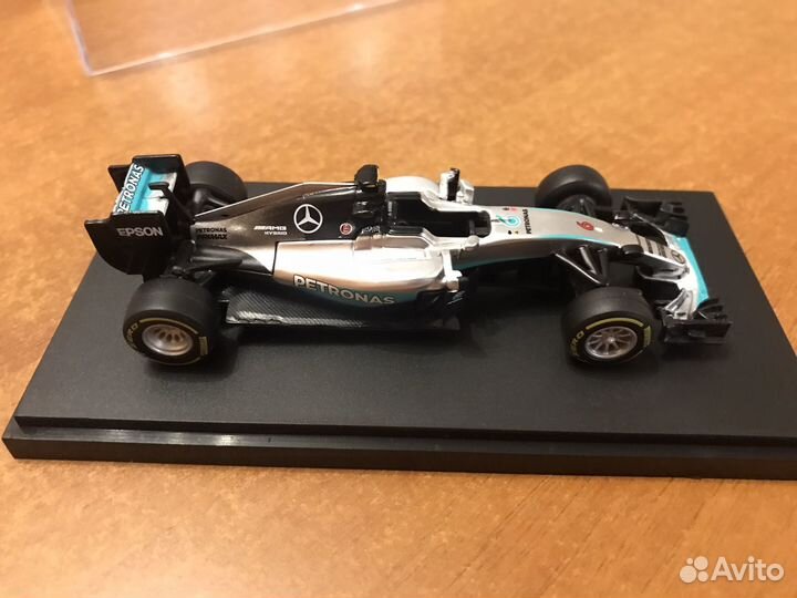 Fofmula 1 Mercedes F1 W07 Hybrid Нико Росберг 2016