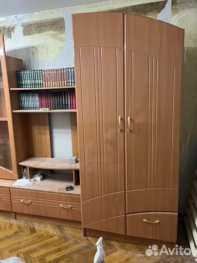 Стенка в гостиную со шкафом