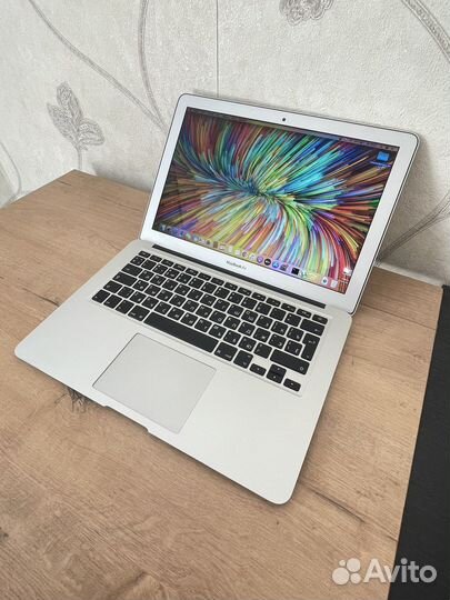 Ноутбук Macbook Air 13 2013 SSD 256gb