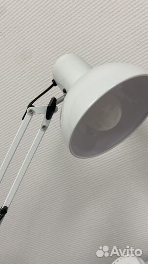 Лампа настольная для маникюра