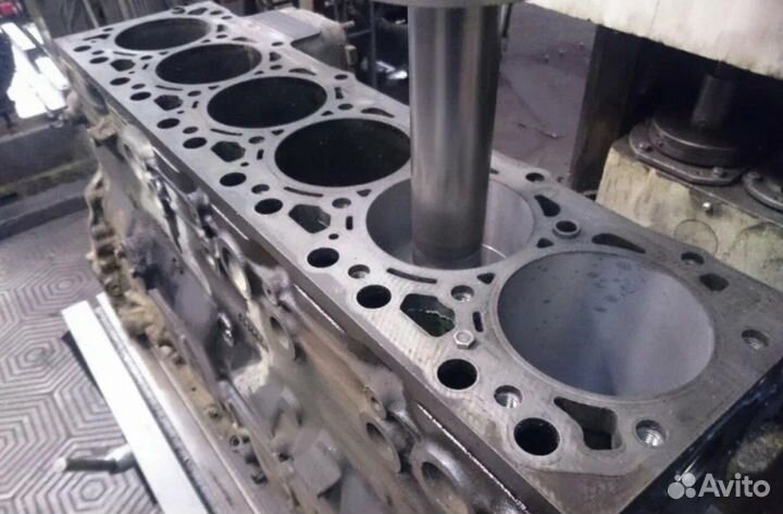 Ремонт блока цилиндра MB GL-Класс I 2006-09