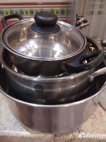 Набор кастрюль