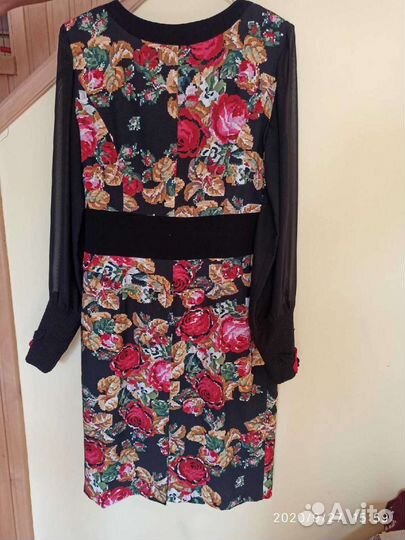 Женское платье