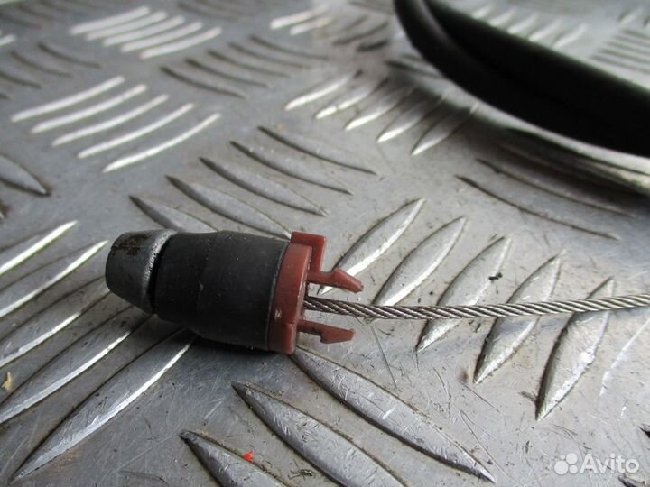 Трос газа Toyota Yaris 2004г 1SZ 1.0