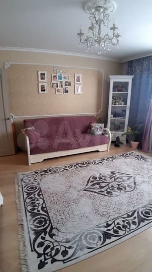 2-к. квартира, 56 м², 9/17 эт.