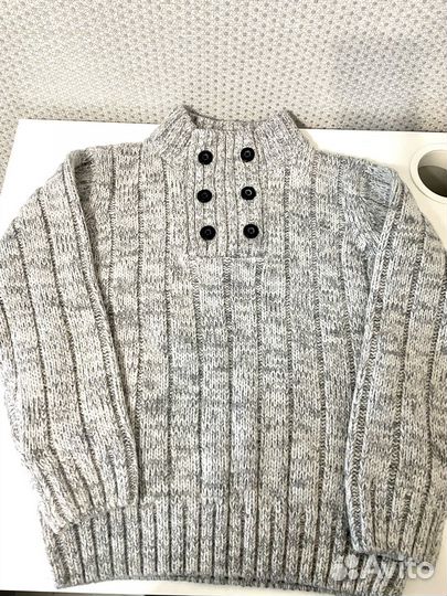 Теплый свитер