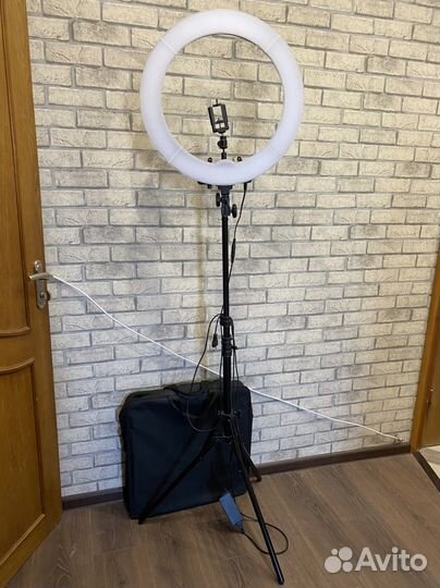 Кольцевая лампа 45 см