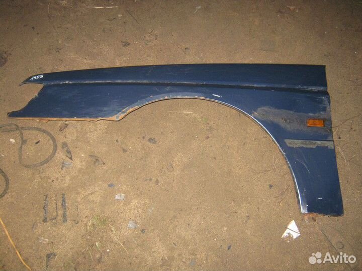 Крыло переднее левое Peugeot 605