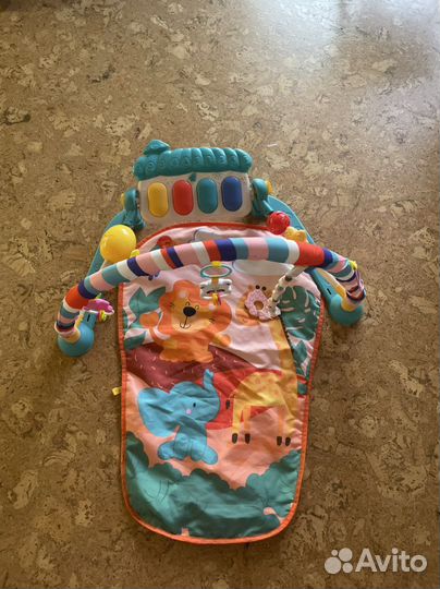 Развивающий коврик с пианино