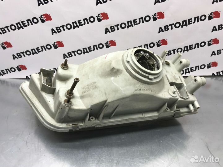 Фара левая Nissan Cefiro 1996 г.в