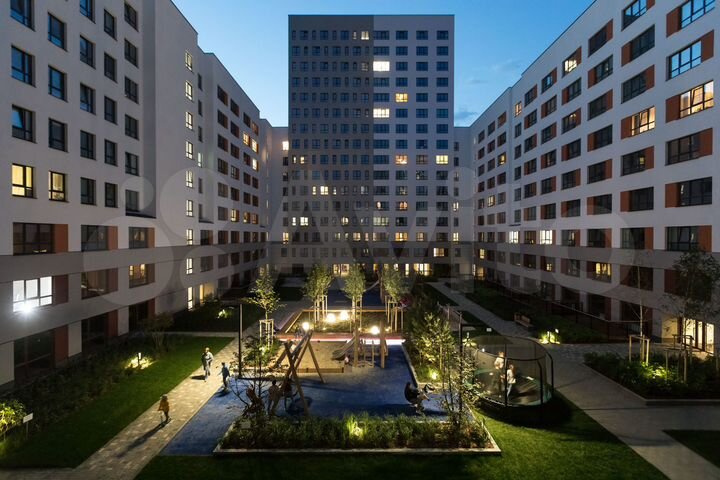 2-к. квартира, 100 м², 1/9 эт.