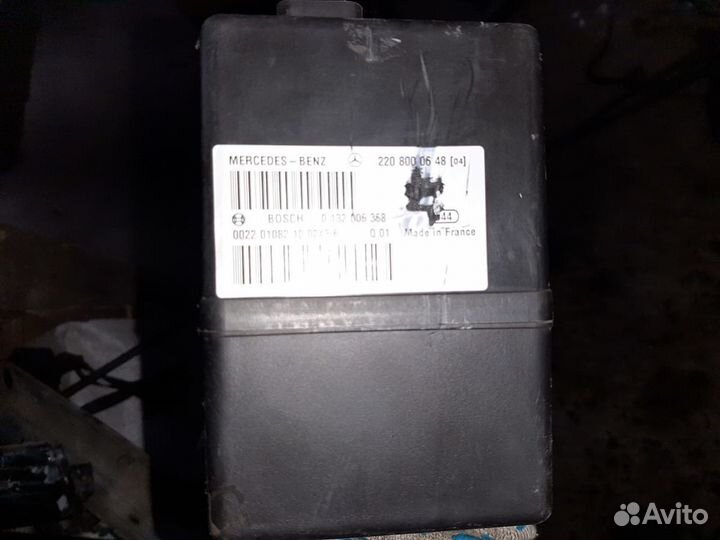 Mercedes Benz CL Вакуумное устройство