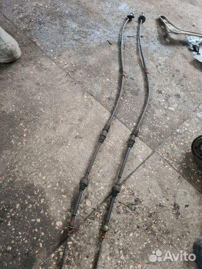 Трос ручника Mitsubishi Lancer 9 4G18 2005
