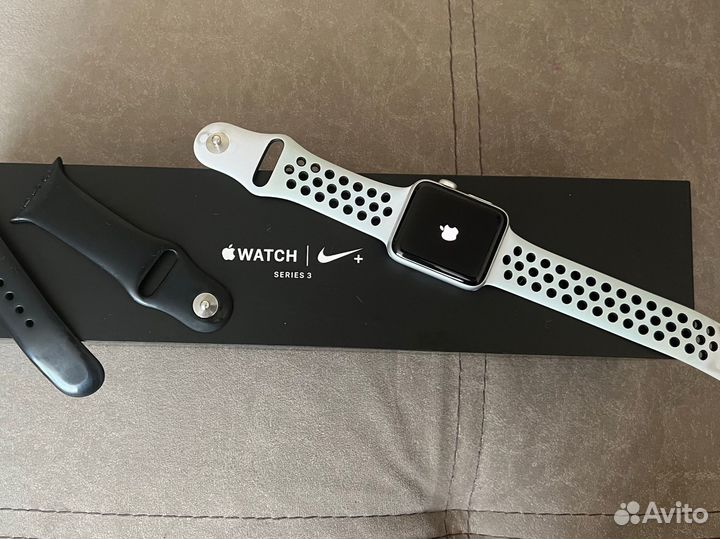 Часы apple watch 3 42mm nike