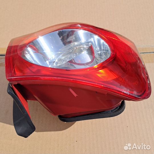Фонарь задний Volkswagen Passat B6 седан