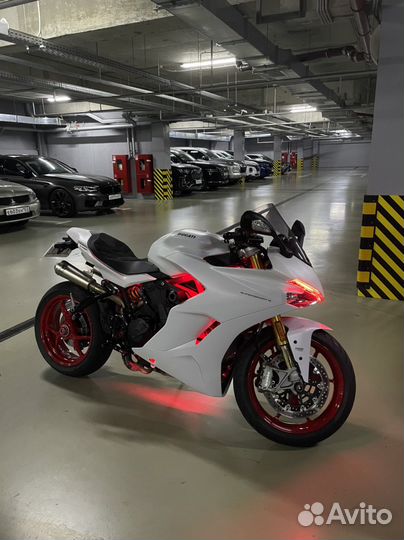 Ducati SuperSport S