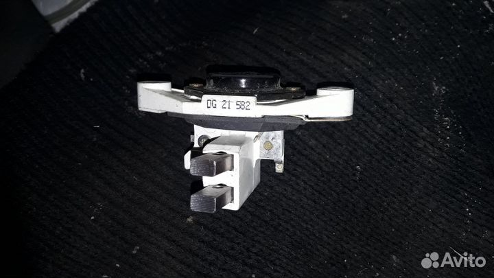 Bosch Регулятор напряжения