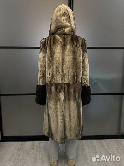 Шуба норковая с капюшоном