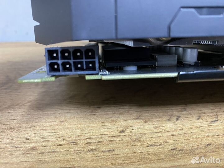 8Gb Asus ROG Strix RX 570 Gaming OC, идеал, пломба