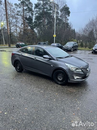 Hyundai Solaris 1.4 AT, 2015, 279 000 км