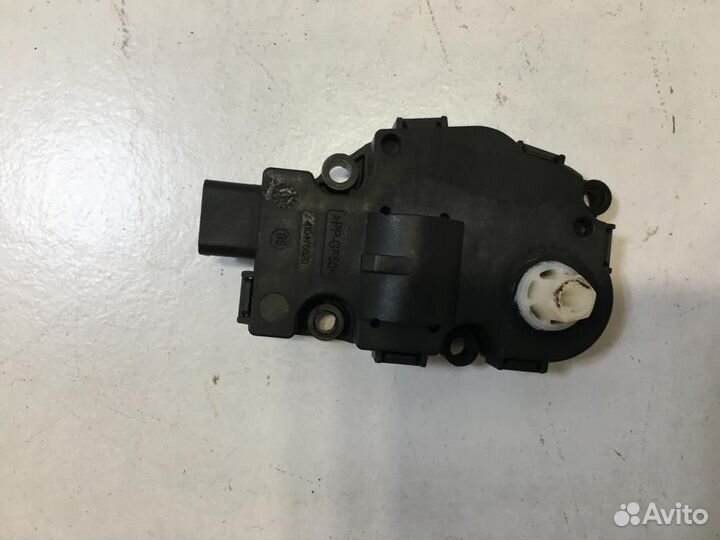 Сервопривод заслонок печки Mercedes-Benz E-Class W