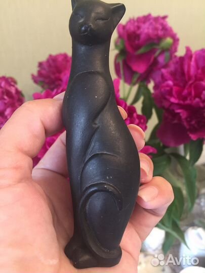 Статуэтка чёрный кот