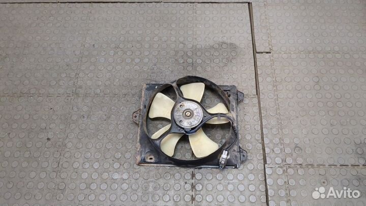 Вентилятор радиатора Toyota Avensis 1, 2001