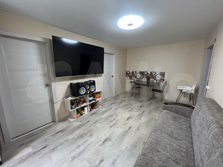 4-к. квартира, 60,8 м², 1/5 эт.