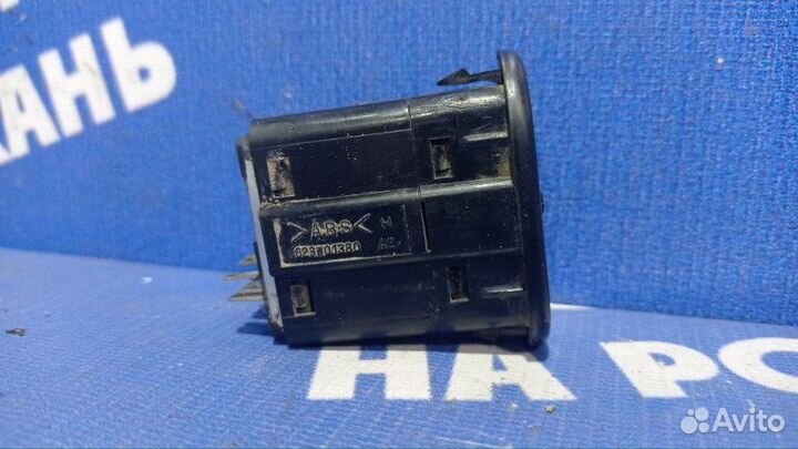 Кнопка стеклоподъемника Daewoo Nexia N150 седан