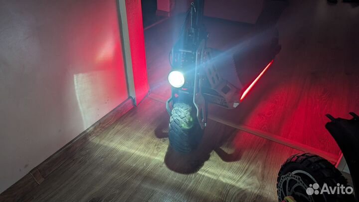 Электросамокат White Siberia Taiga 1000W