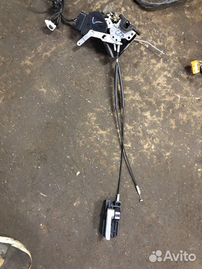 Замок двери на lifan solano 2 650