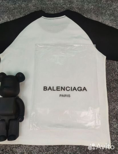 Футболка Balenciaga Black & White