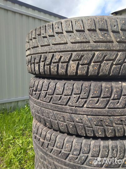 Kumho I'Zen KW22 235/65 R17 108