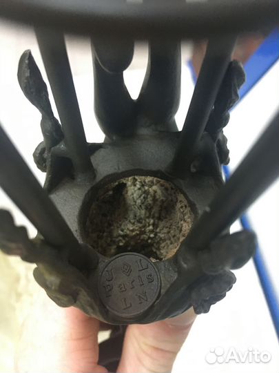 Статуэтка бронза Европа Девушка на стуле ню