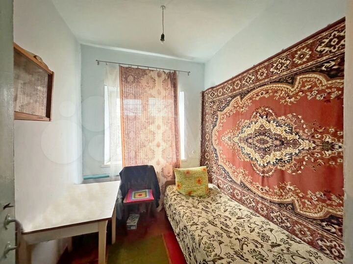 3-к. квартира, 42 м², 1/2 эт.