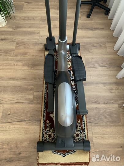 Эллиптический тренажер