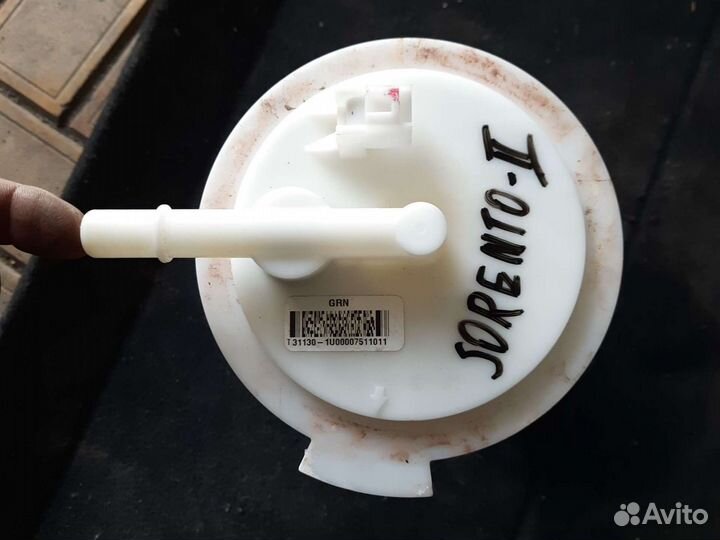 Датчик уровня топлива Kia Sorento 2 4WD